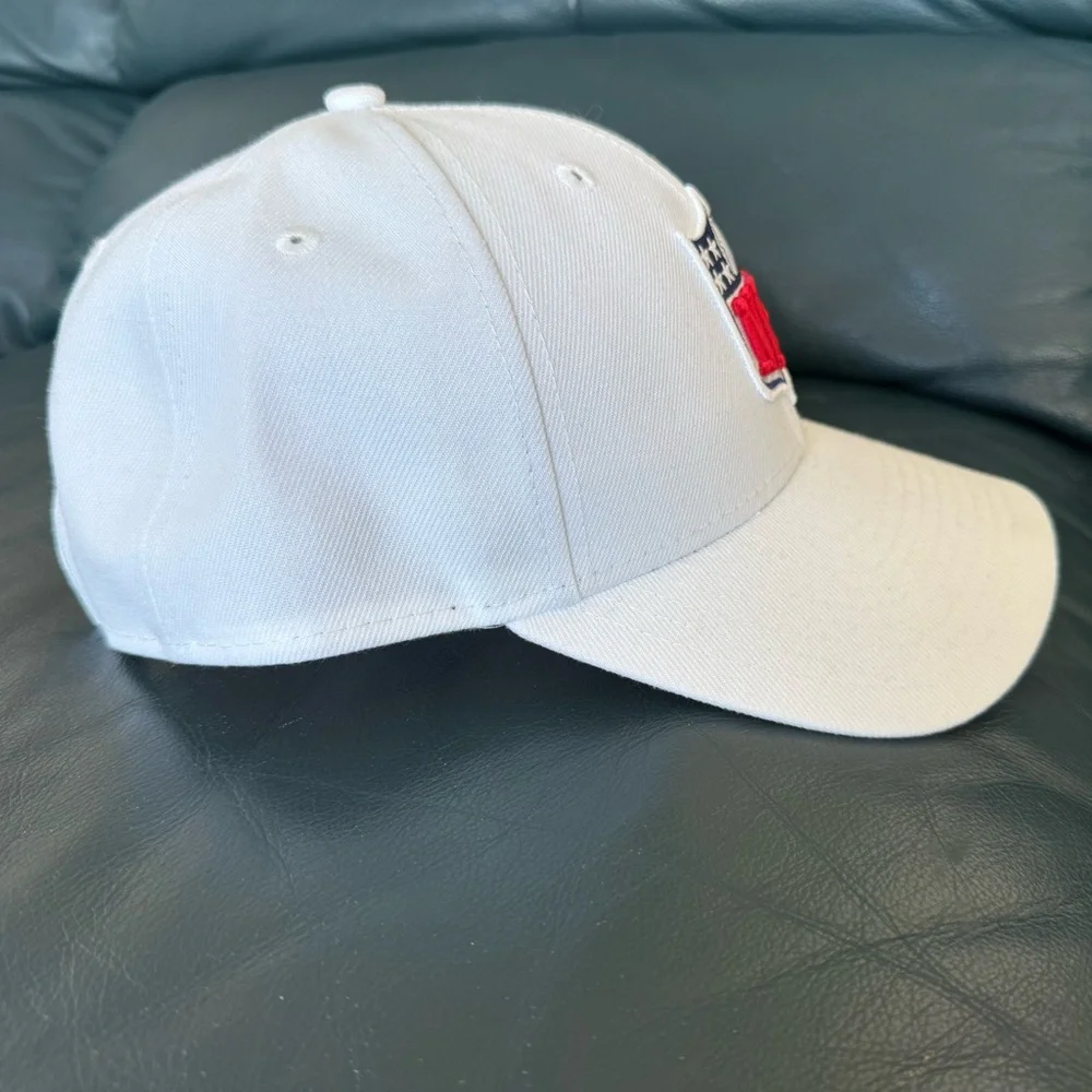 White NFL Shield Logo Hat - Picture 4 of 9